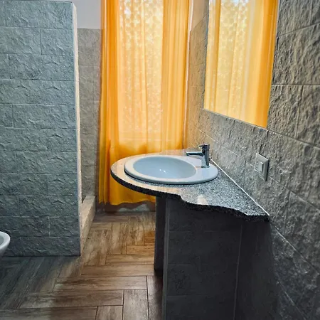 Apartamento La Pavoncella House *
